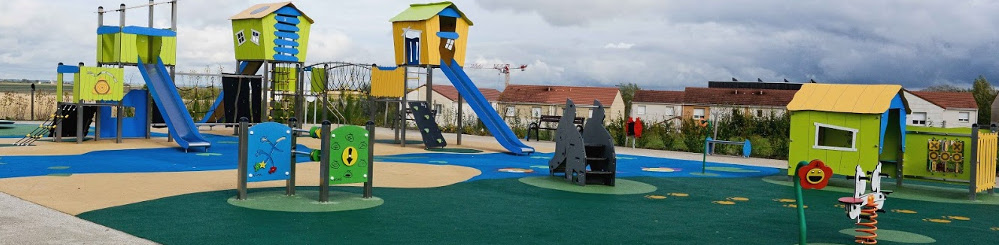 AireDeJeuxLaFolleEmprince-1000x245.jpg
